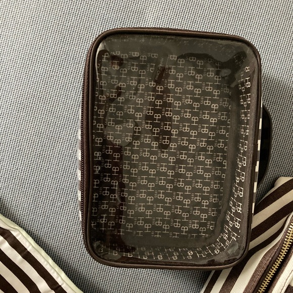 NWT Henri Bendel Overnighter - Picture 9 of 11